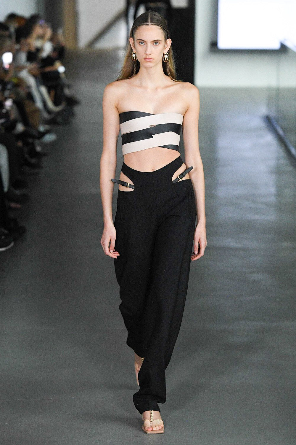 DION LEE FALL 20 RUNWAY LOOK 30